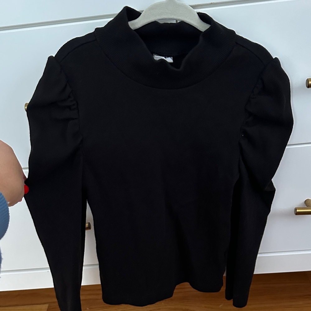 Gap toddler black puff sleeve top